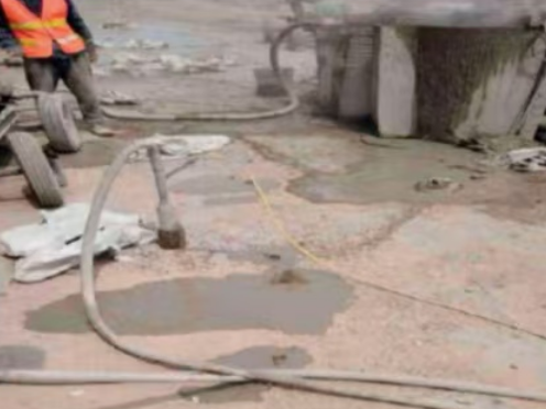 门源水泥混凝土路面板底注浆技术 路面脱空注浆整治方案