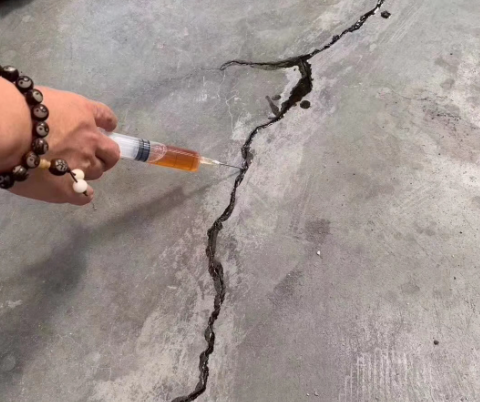 门源混凝土裂缝修补技术详解​
